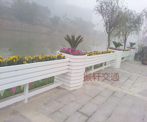 車道護(hù)欄類型道路護(hù)欄廠家價(jià)格定做